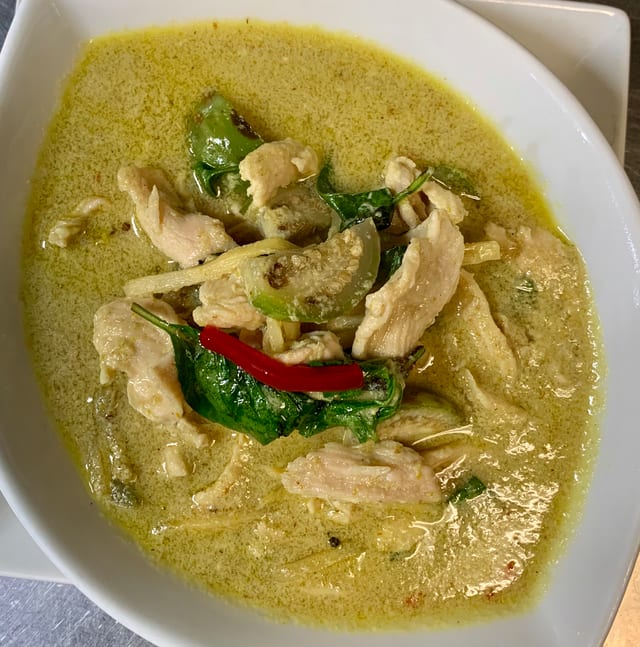 Green Curry Chicken.